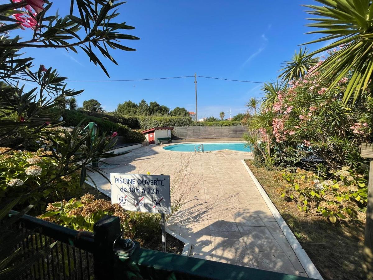 Splendide Appartement De Charme Avec Patio, Parking Et Plage A 3 Minutes Μπιαρίτζ Εξωτερικό φωτογραφία