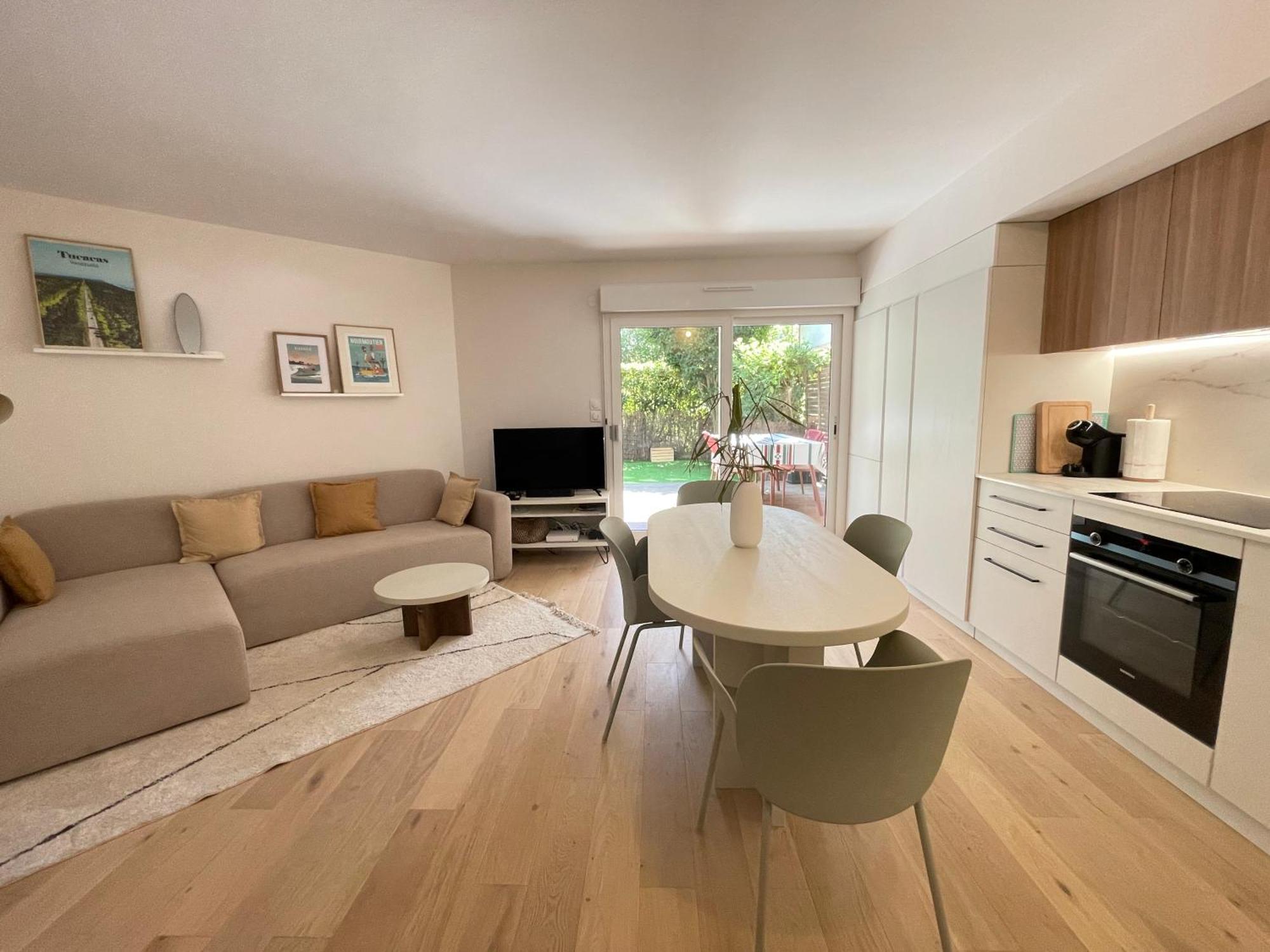 Splendide Appartement De Charme Avec Patio, Parking Et Plage A 3 Minutes Μπιαρίτζ Εξωτερικό φωτογραφία